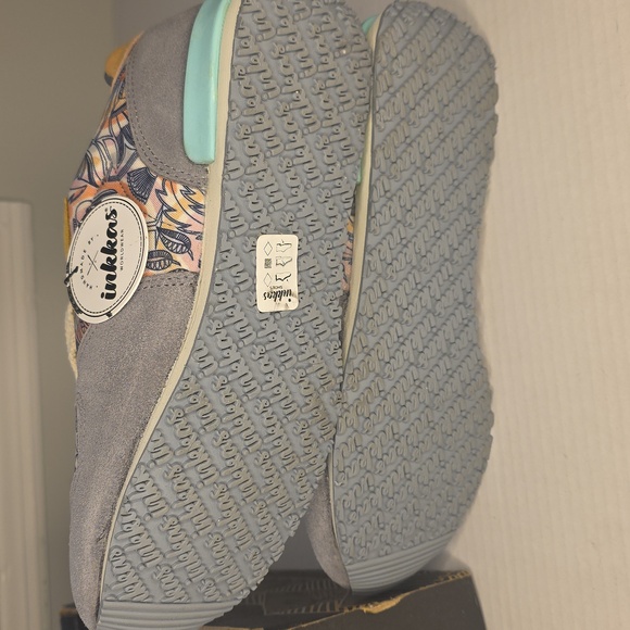 Inkkas Manu Multicolor Jogger Sneakers with Yellow Highlights. NWT - Picture 7 of 8